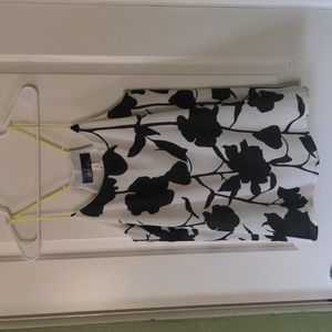 2/$15 * Black and white floral tank top